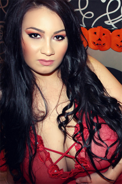 XXLBoobs Webcam Model